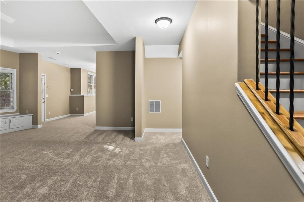 3184 Isleworth Trace Duluth, GA 30097 - Photo 60 of 75 a view of an empty room