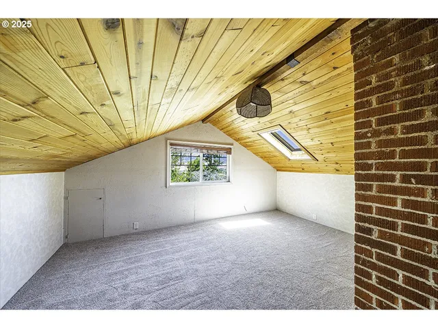 $525,000 | 681 Liberty Street, Ashland, OR 97520