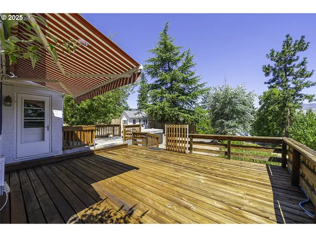 $525,000 | 681 Liberty Street, Ashland, OR 97520