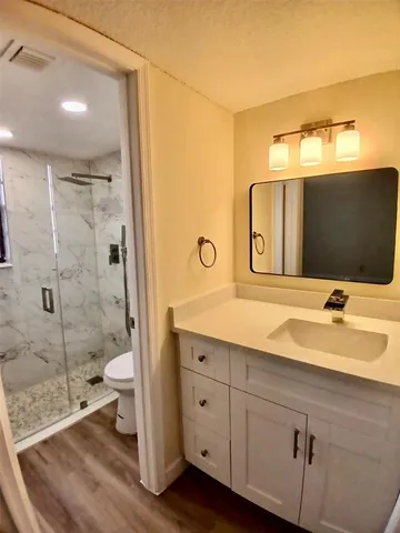 $2,150 | 4131 Oak Terrace Drive, Unit 4131, Greenacres, FL 33463