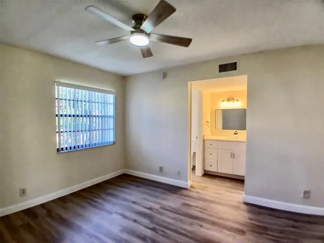 $2,150 | 4131 Oak Terrace Drive, Unit 4131, Greenacres, FL 33463
