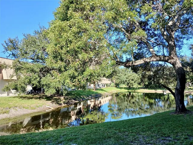 $2,150 | 4131 Oak Terrace Drive, Unit 4131, Greenacres, FL 33463