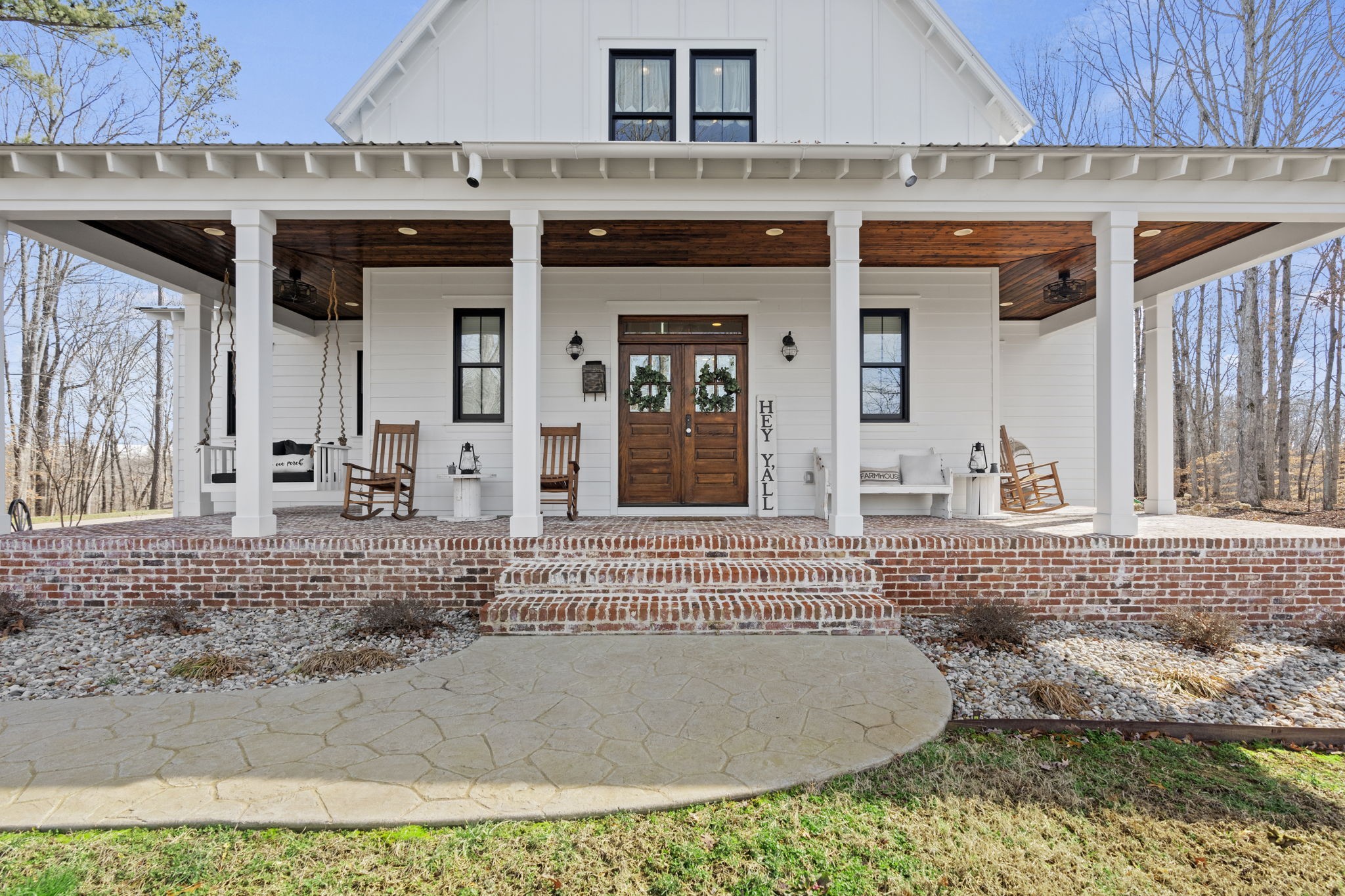 1979 Keyes Road Greenbrier, TN 37073 - Photo 1 of 69 Gallery Image 1