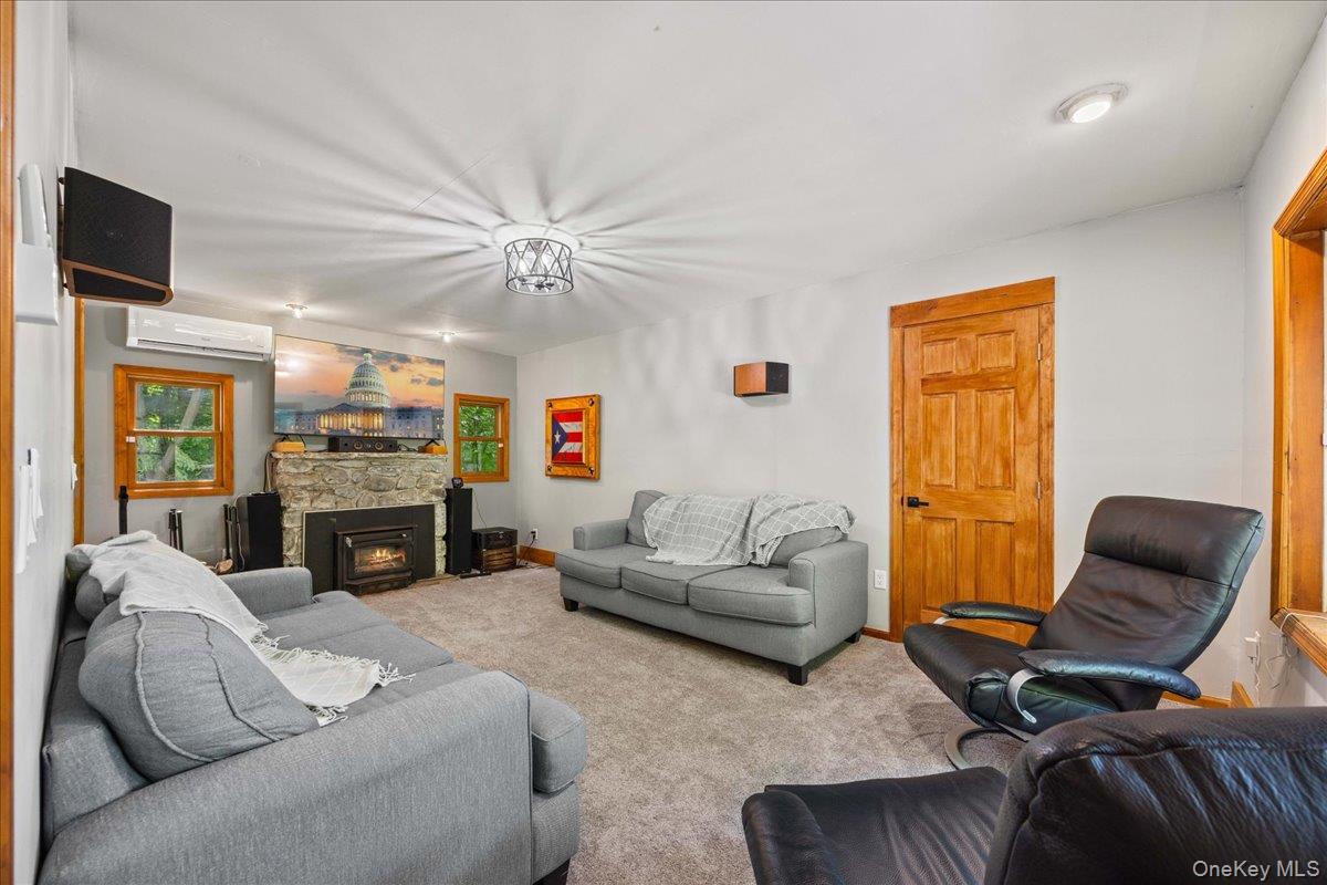 12 Cascade Trail Monroe, NY 10950 - Photo 4 of 20