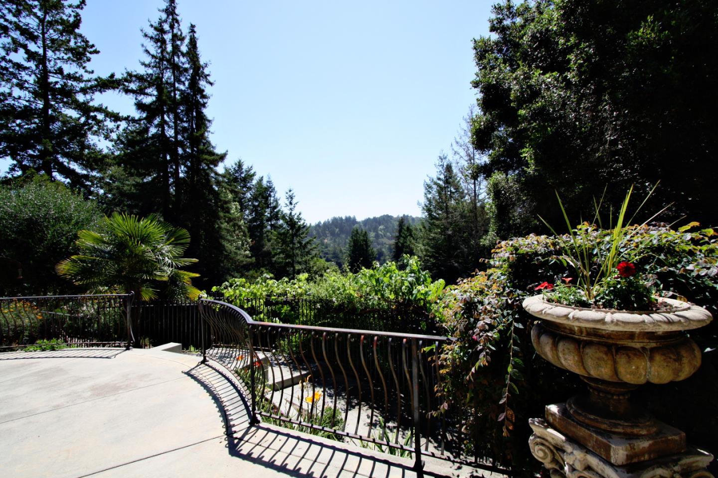 380 Echo Ridge Lane Soquel, CA 95073 - Photo 24 of 33