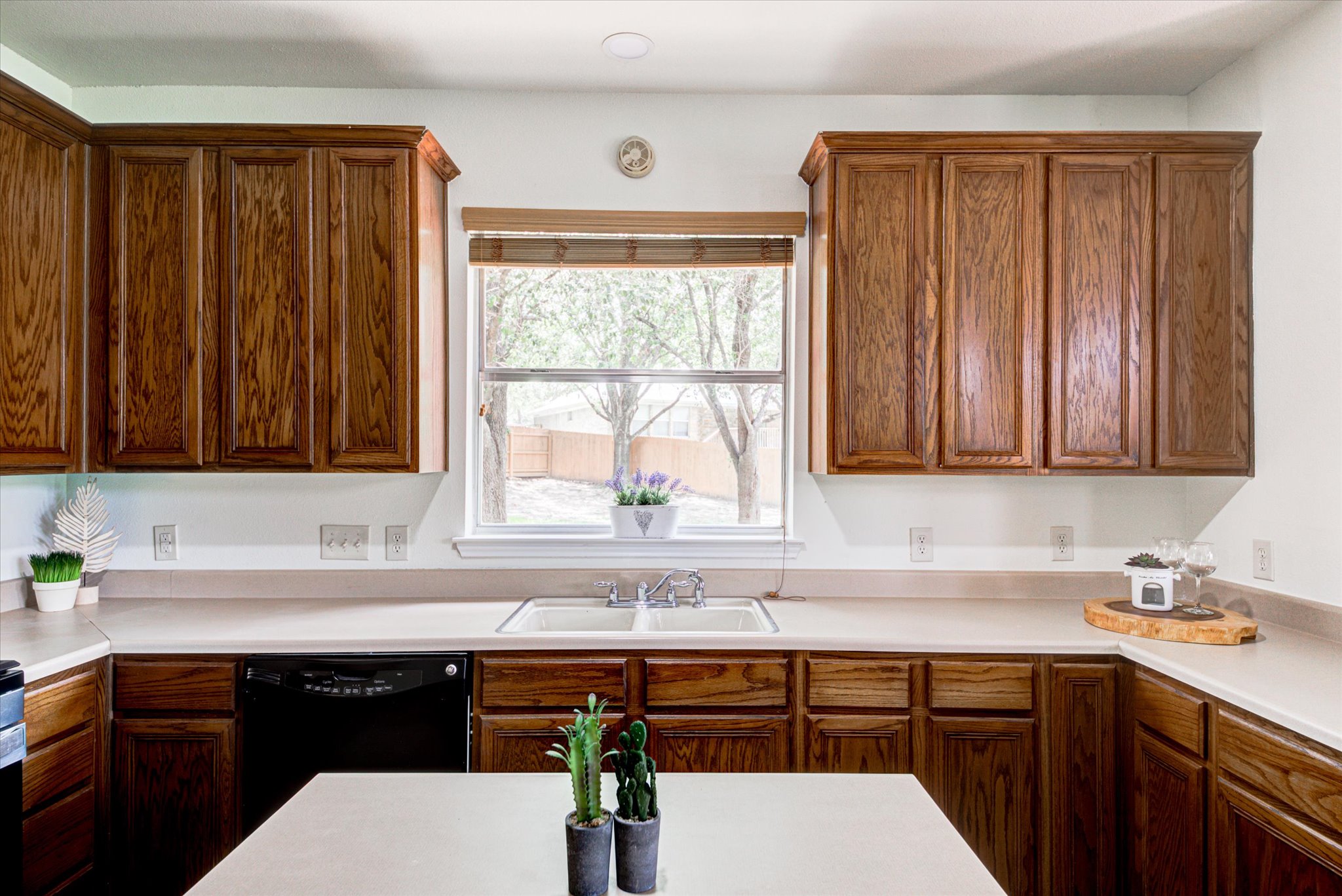6301 Thirlmare Court Austin, TX 78754 - Photo 14 of 40
