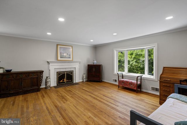 $1,116,000 | 1607 8th Place, McLean, VA 22101
