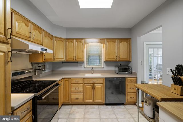 $1,116,000 | 1607 8th Place, McLean, VA 22101