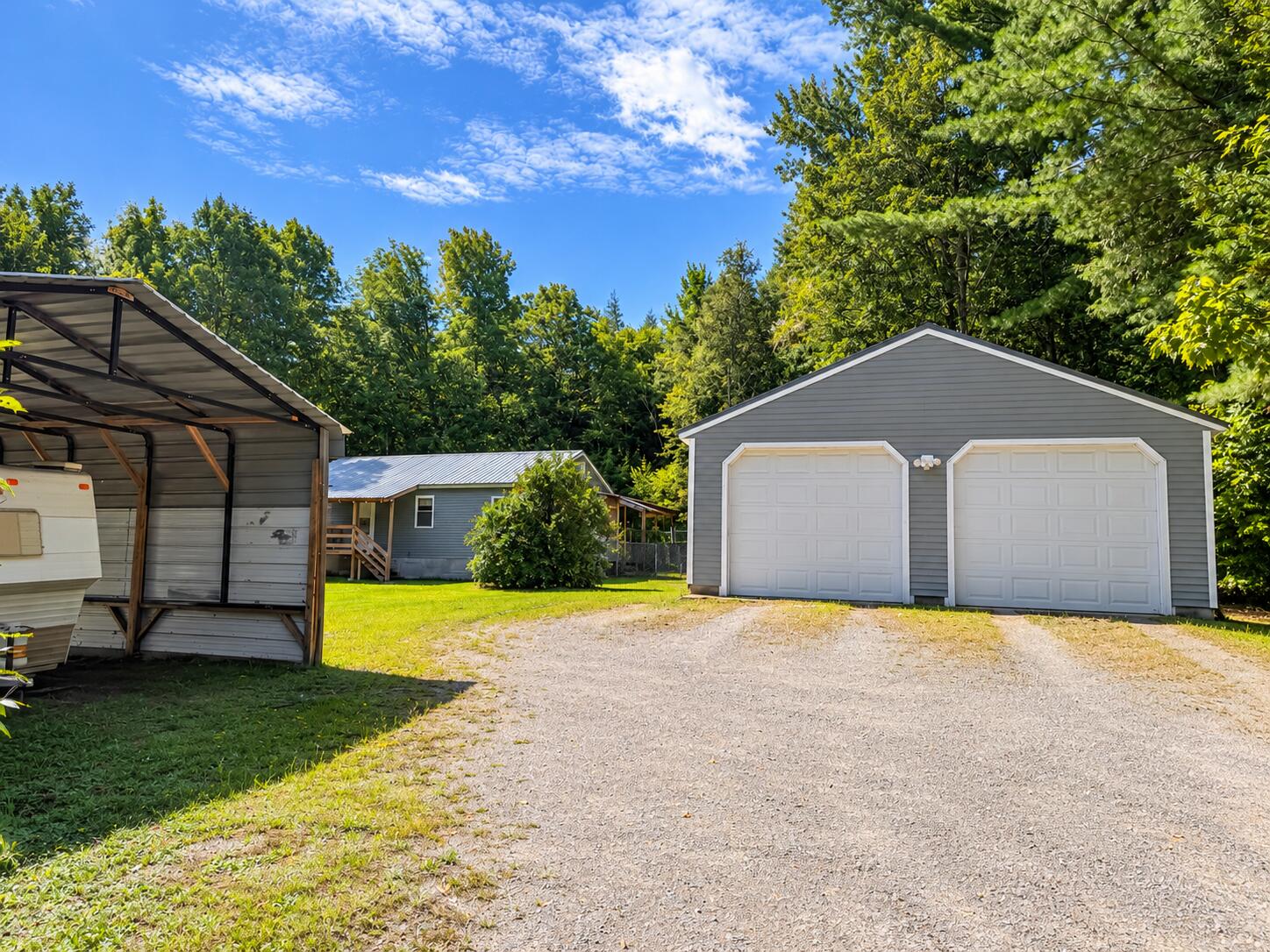 57 Darling Road Hudson, ME 04449 - Photo 5 of 33 E6939558-8B52-44C6-AE55-272AC97C9540