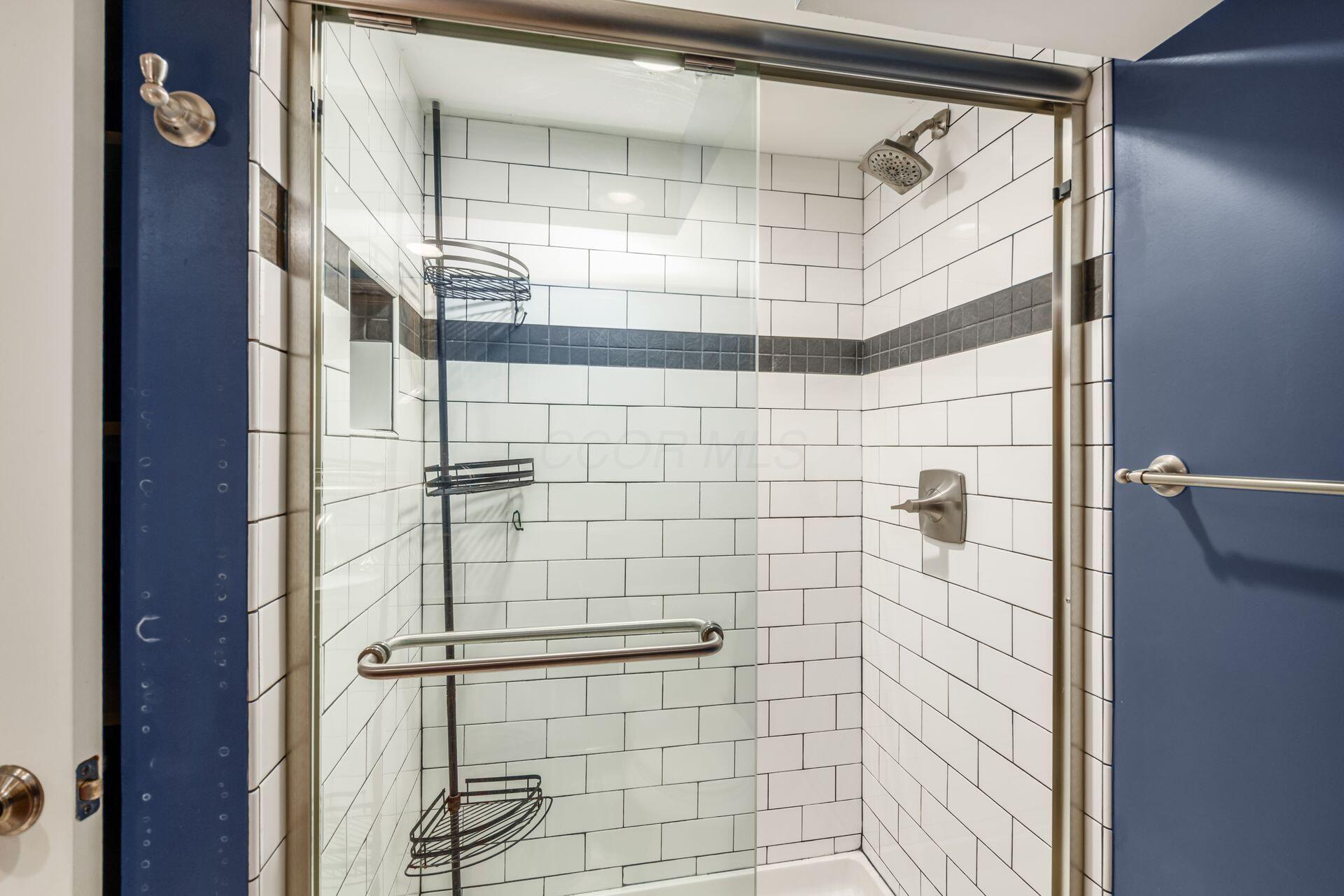 910 Copeland Road Columbus, OH 43212 - Photo 39 of 53 2nd Full Bath