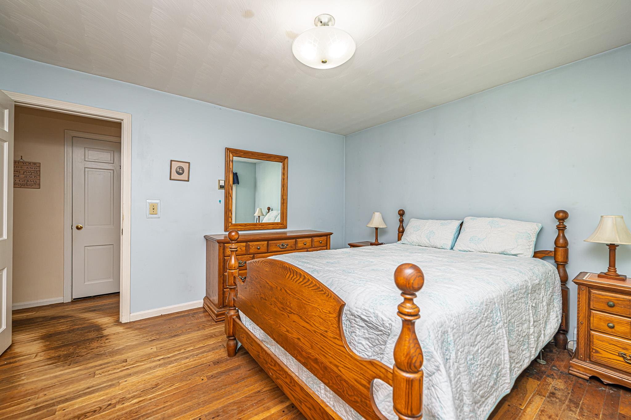 7 Squamscott Road Stratham, NH 03885 - Photo 23 of 46