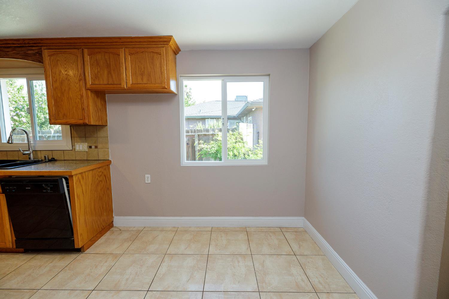 825 Wheatley Avenue Modesto, CA 95351 - Photo 13 of 24