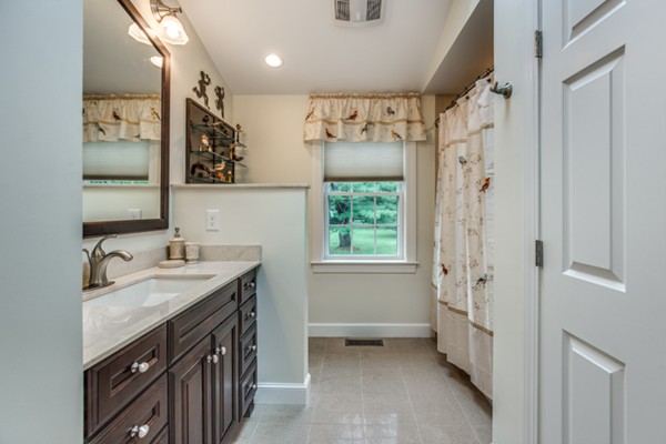 94 Oxbow Road Needham, MA 02492 - Photo 17 of 30 Gallery Image 17