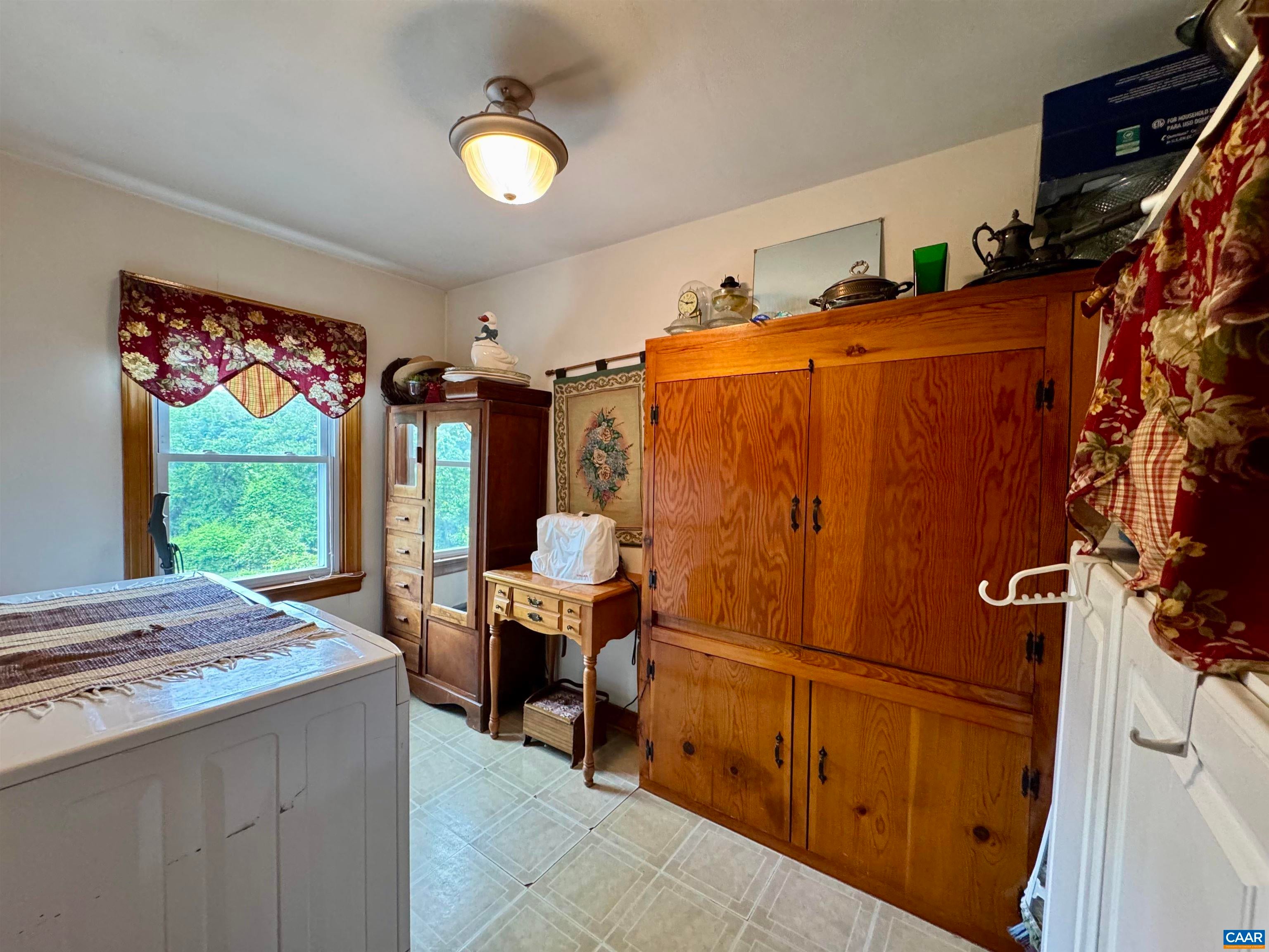 1820 Spring Hill Road Staunton, VA 24401 - Photo 32 of 70 Gallery Image 32