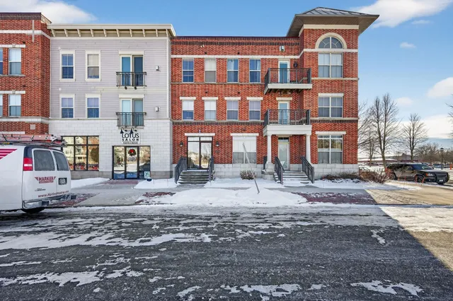 $179,900 | 2581 Smith's Crossing, Unit 312, Sun Prairie, WI 53590