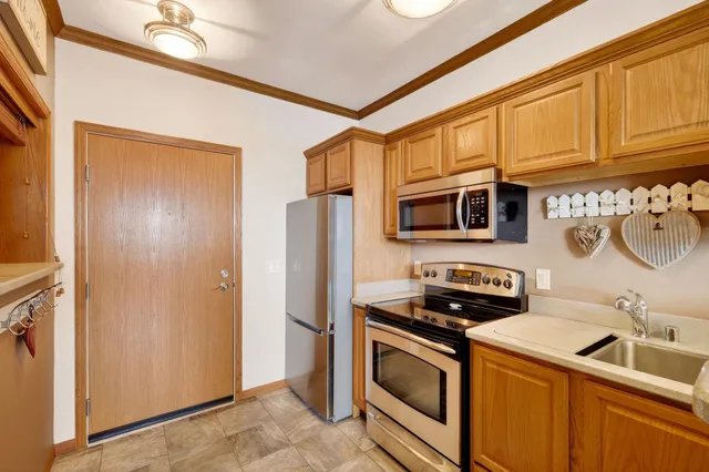 $179,900 | 2581 Smith's Crossing, Unit 312, Sun Prairie, WI 53590