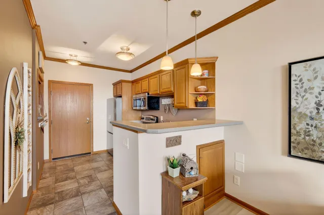 $179,900 | 2581 Smith's Crossing, Unit 312, Sun Prairie, WI 53590