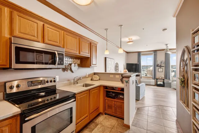 $179,900 | 2581 Smith's Crossing, Unit 312, Sun Prairie, WI 53590