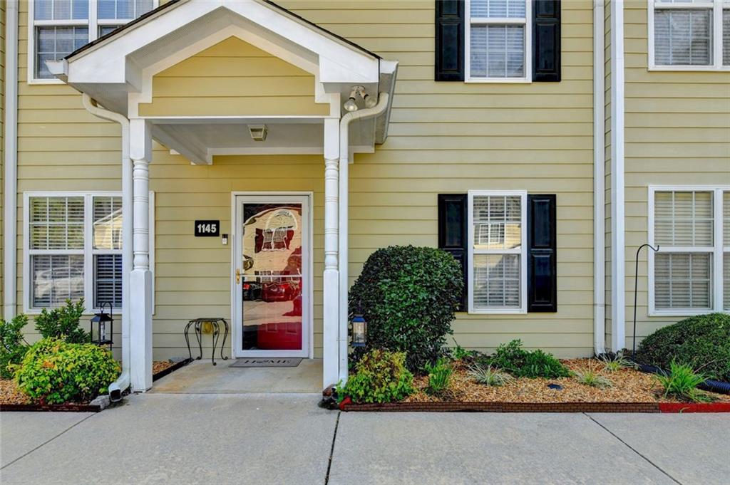 1145 Riverside Terrace Gainesville, GA 30501 - Photo 4 of 46 Gallery Image 4