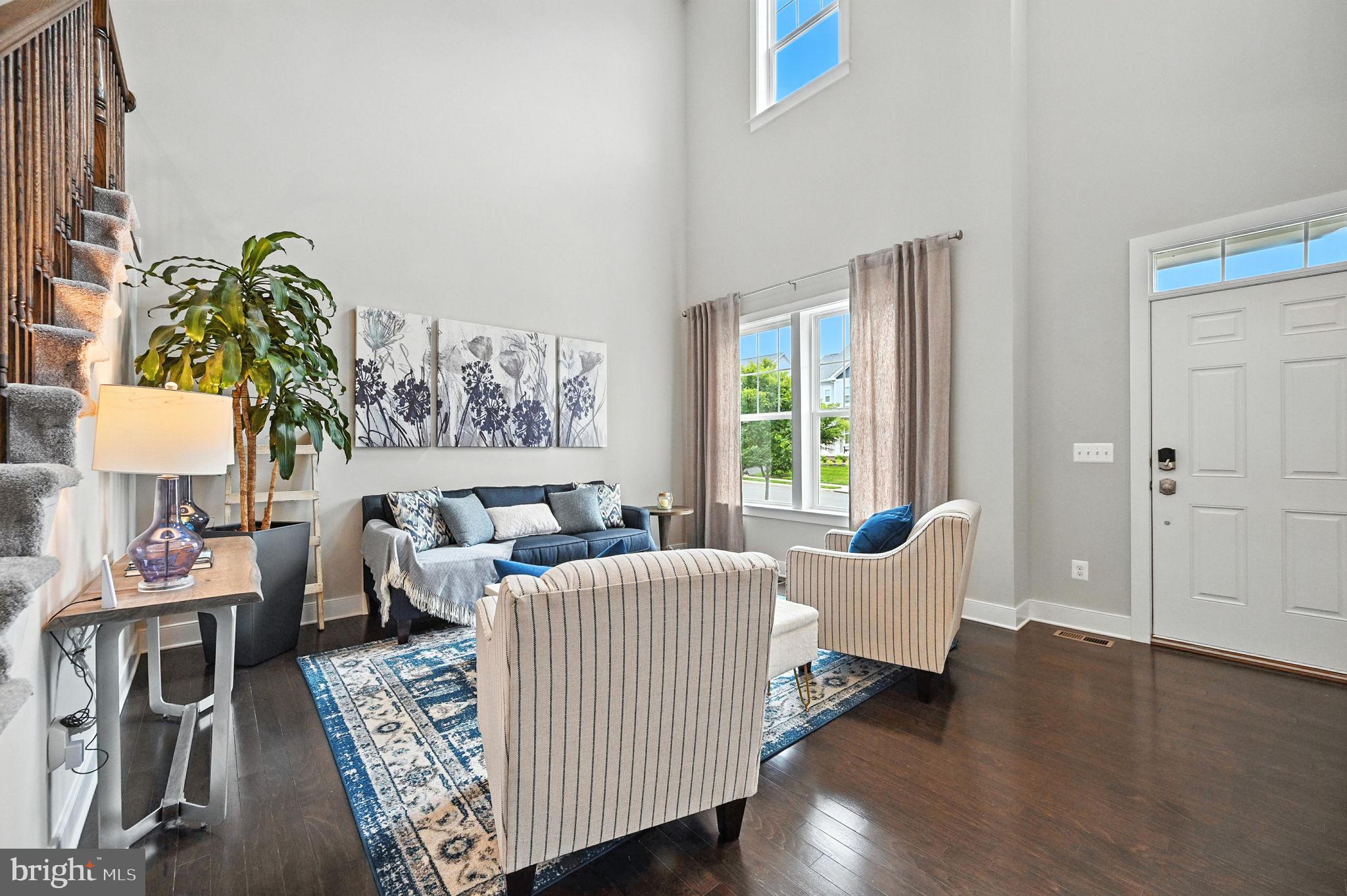 40960 River Cane Place Aldie, VA 20105 - Photo 14 of 54 a living room with furniture and a window