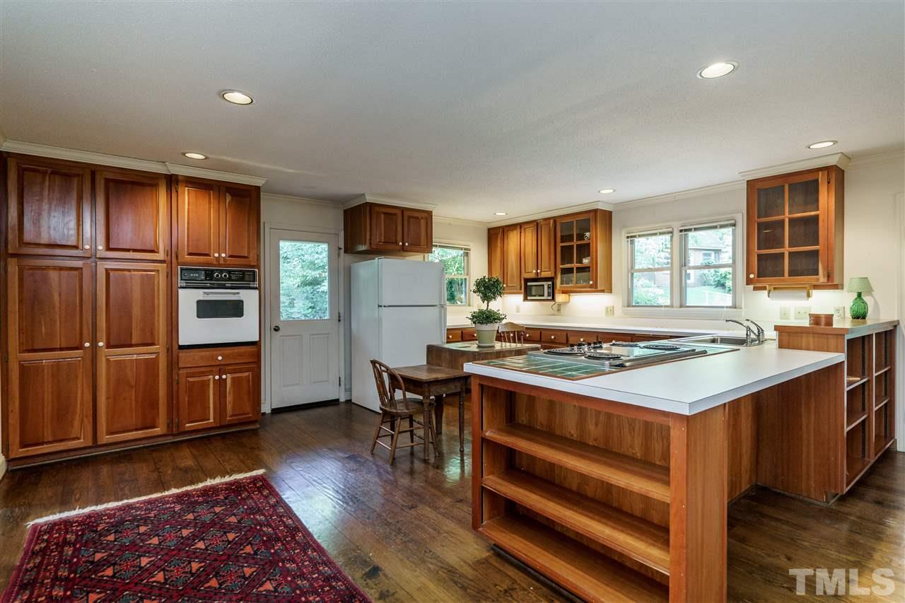 2651 St Marys Street Raleigh, NC 27609 - Photo 9 of 28 Gallery Image 9