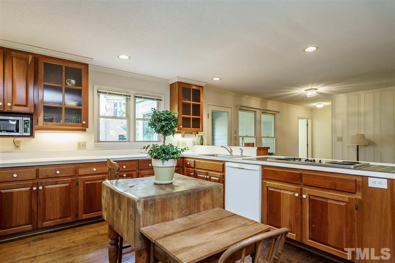 2651 St Marys Street Raleigh, NC 27609 - Photo 10 of 28 Gallery Image 10