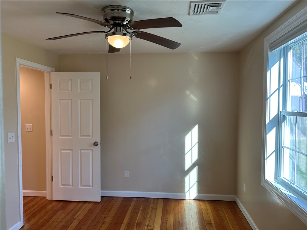 1689 Diamond Hill Road Cumberland, RI 02864 - Photo 11 of 17