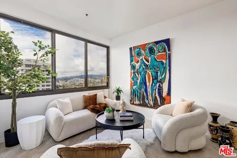 $1,550,000 | 10560 Wilshire Boulevard, Unit 1703, Los Angeles, CA 90024