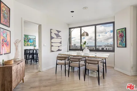 $1,550,000 | 10560 Wilshire Boulevard, Unit 1703, Los Angeles, CA 90024