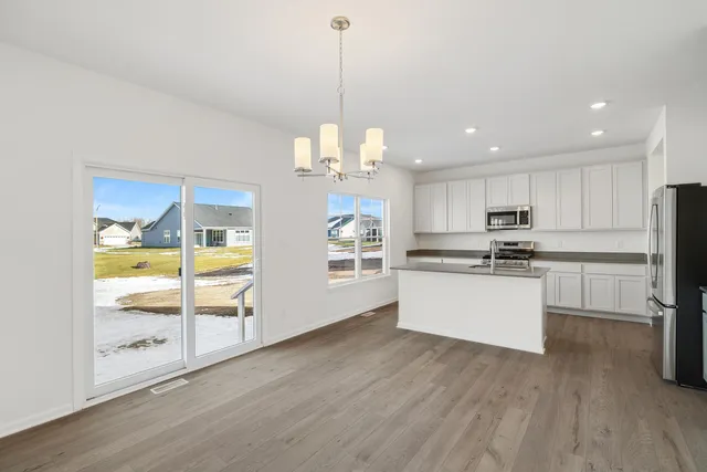 $447,218 | 5200 Red Rock Lane, Schererville, IN 46375