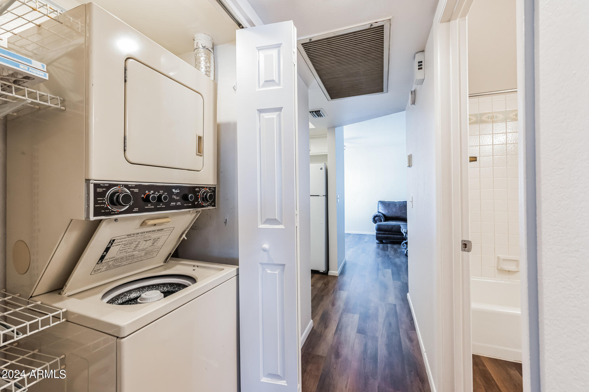 17 East Ruth Avenue, Unit 301 Phoenix, AZ 85020 - Photo 12 of 16 stacked washer and dryer