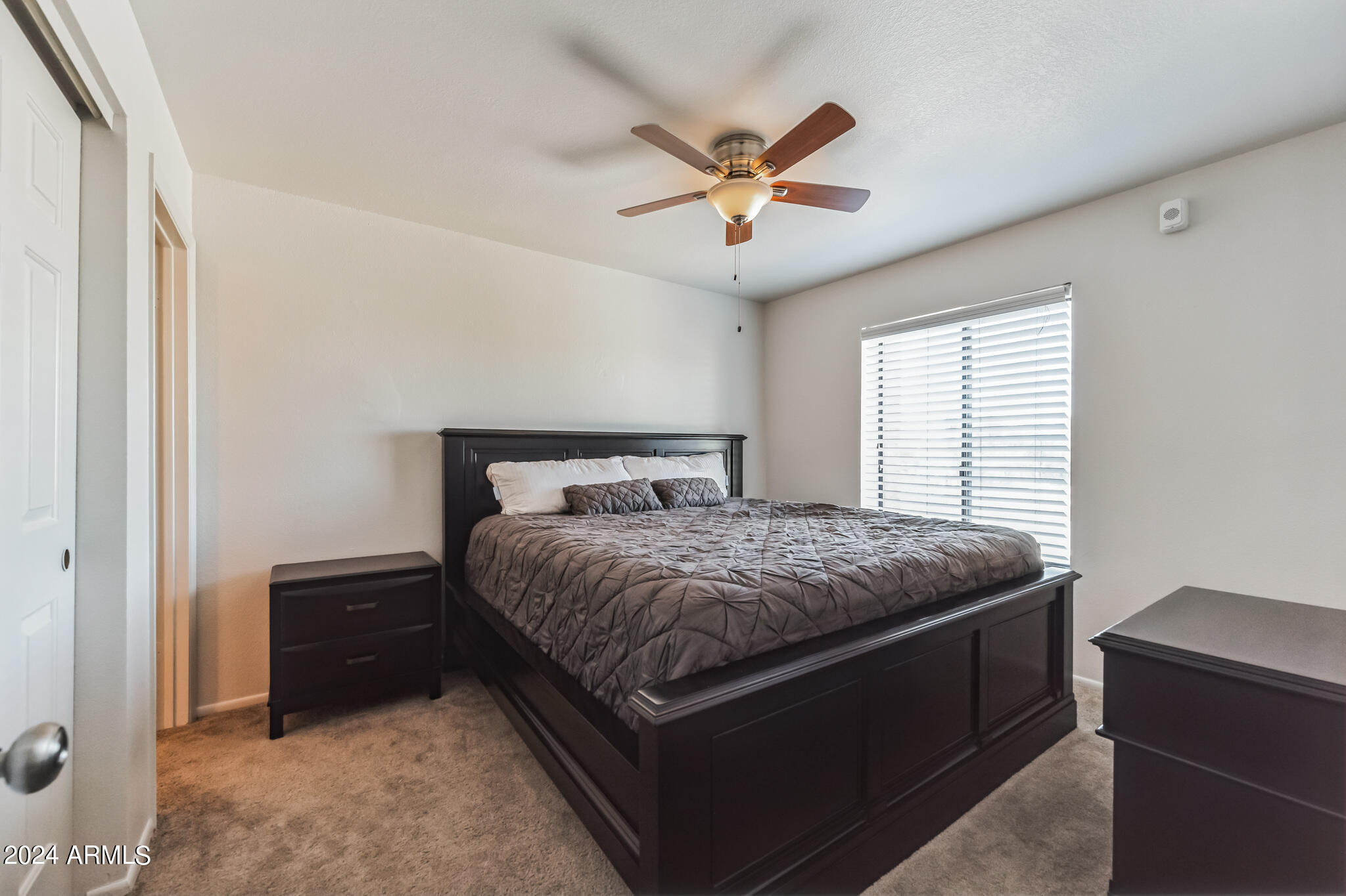 17 East Ruth Avenue, Unit 301 Phoenix, AZ 85020 - Photo 6 of 16 bedroom 1