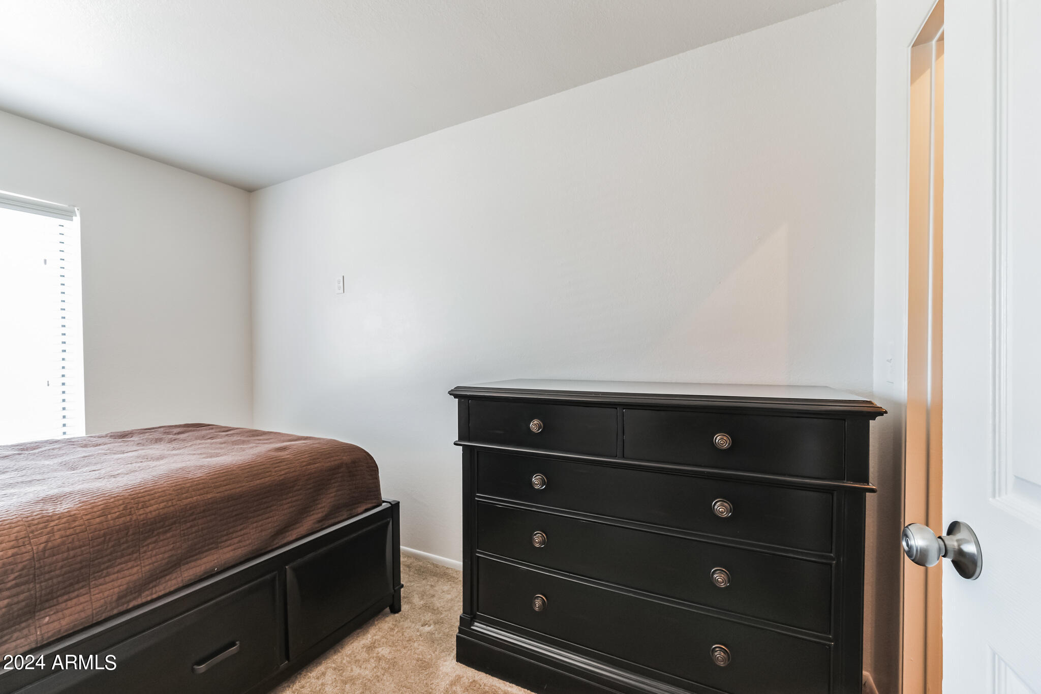 17 East Ruth Avenue, Unit 301 Phoenix, AZ 85020 - Photo 10 of 16 bedroom 2