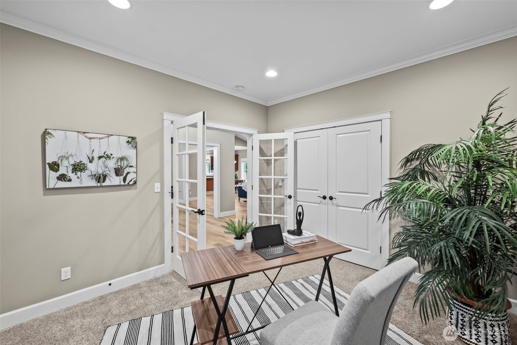 14892 Peacock Hill Road Southeast Olalla, WA 98359 - Photo 17 of 40 a workspace with furniture and window