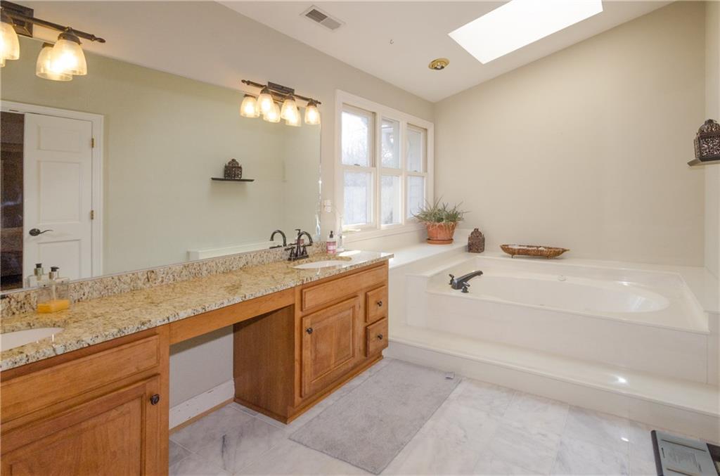 8131 Sargent Ridge Indianapolis, IN 46256 - Photo 13 of 21 Gallery Image 13