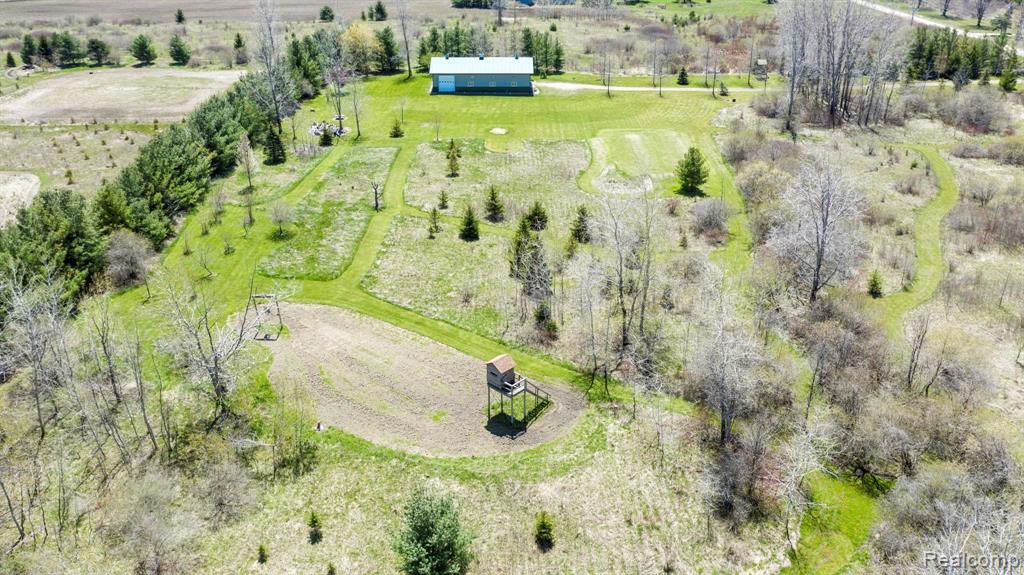 8127 Croswell Road Croswell, MI 48422 - Photo 10 of 13 Gallery Image 10