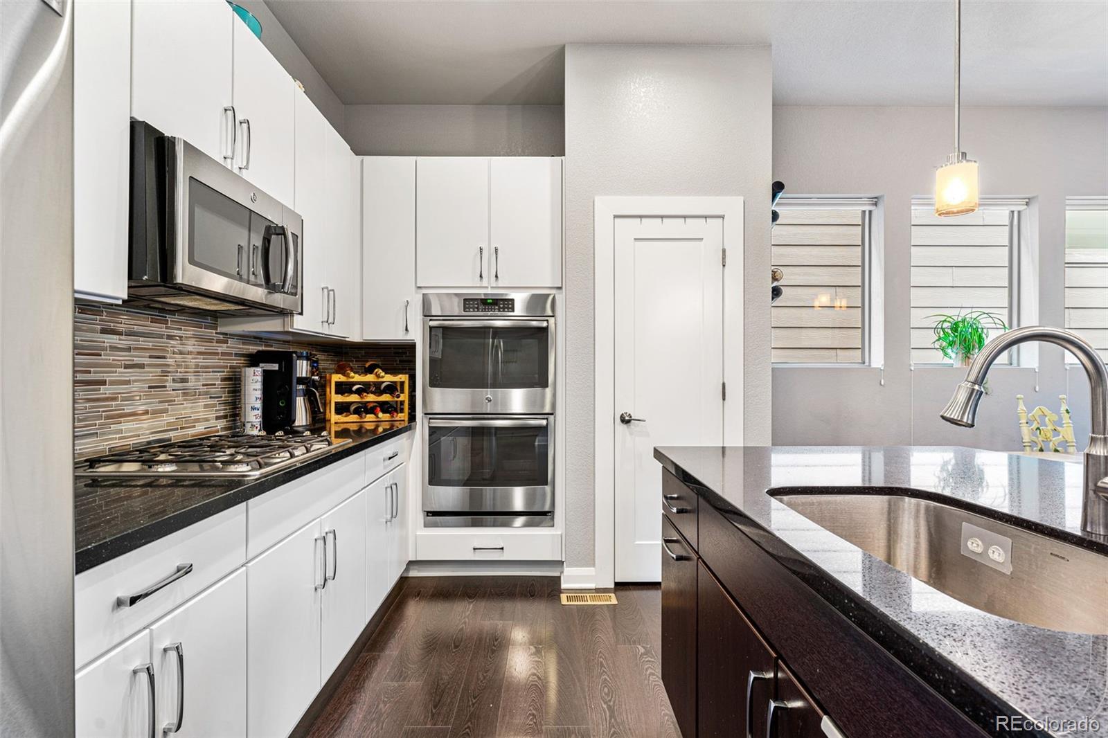 6771 Raritan Drive Denver, CO 80221 - Photo 5 of 39