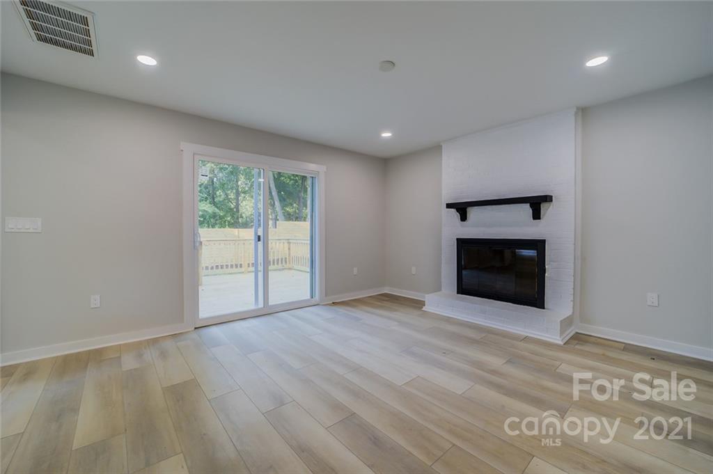 6335 Thermal Road Charlotte, NC 28211 - Photo 14 of 33 Gallery Image 14