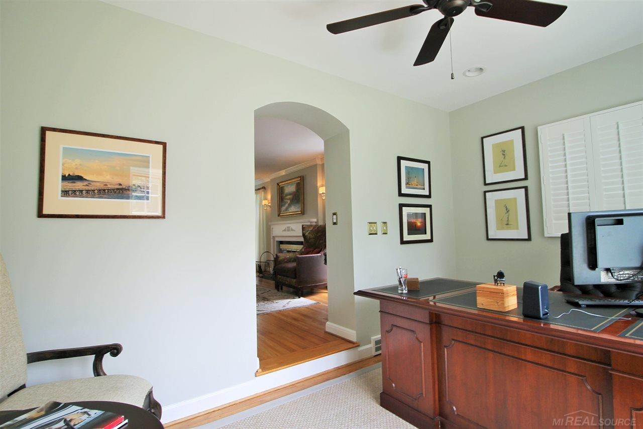 945 Trombley Road Grosse Pointe Park, MI 48230 - Photo 10 of 62