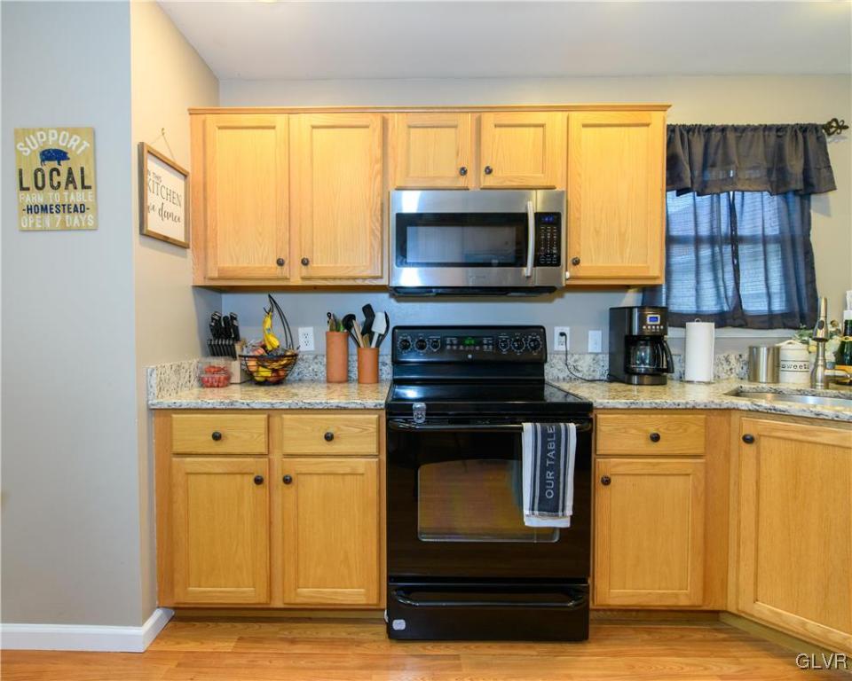 4838 Yorkshire Road Walnutport, PA 18088 - Photo 7 of 33 Gallery Image 7