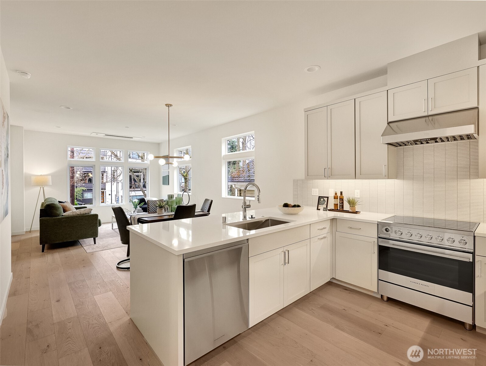 1410 North 47th Street, Unit A Seattle, WA 98103 - Photo 13 of 40