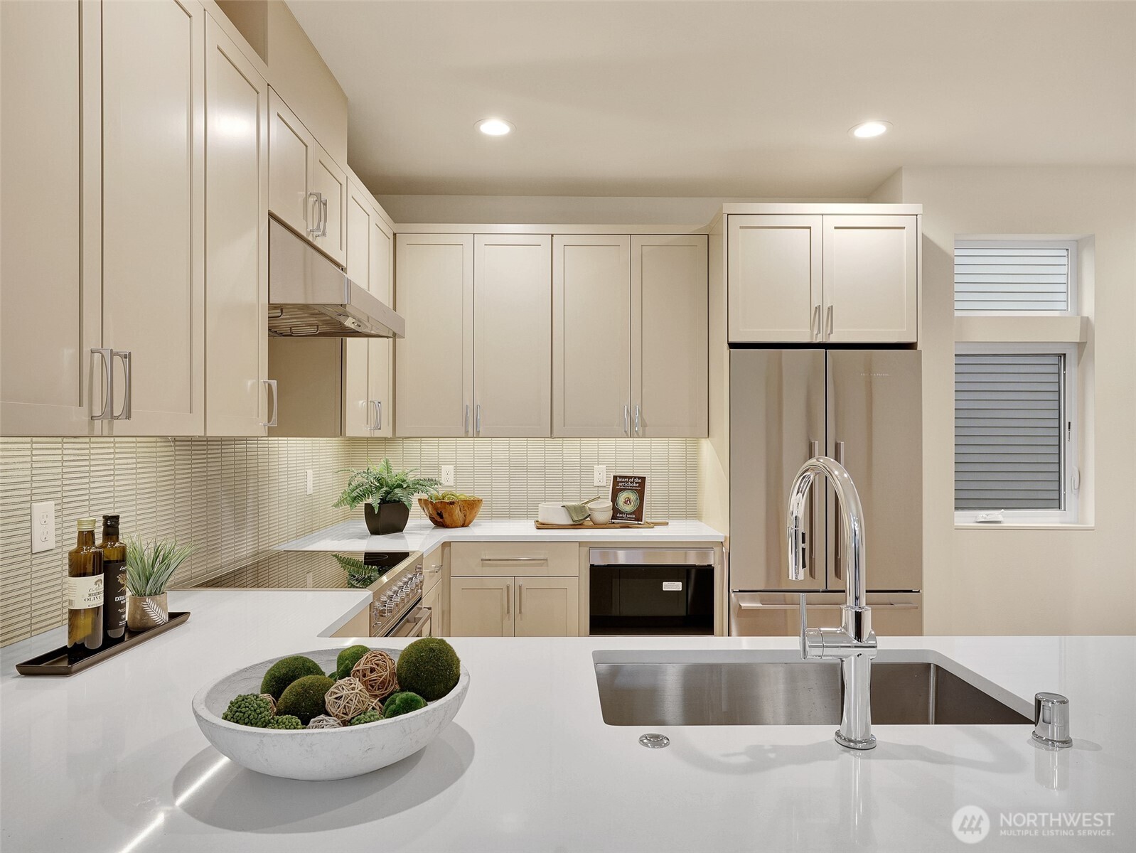 1410 North 47th Street, Unit A Seattle, WA 98103 - Photo 15 of 40