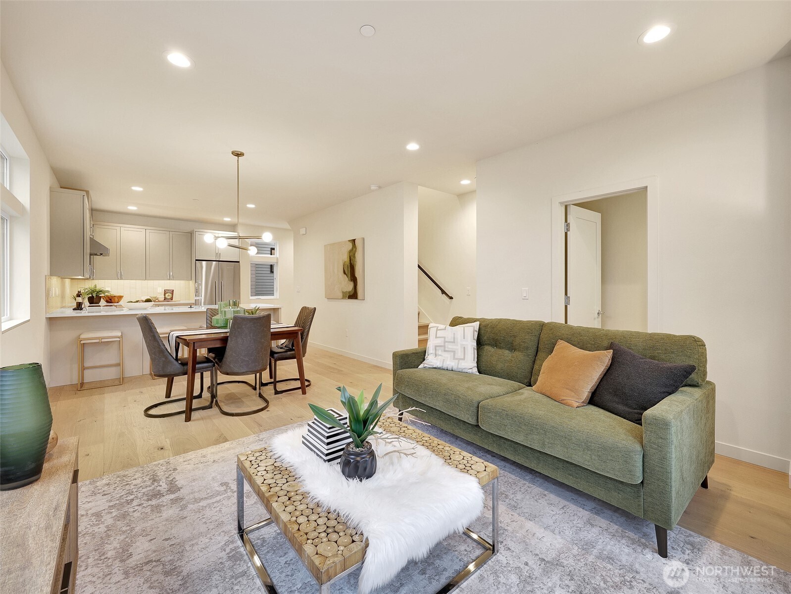 1410 North 47th Street, Unit A Seattle, WA 98103 - Photo 6 of 40