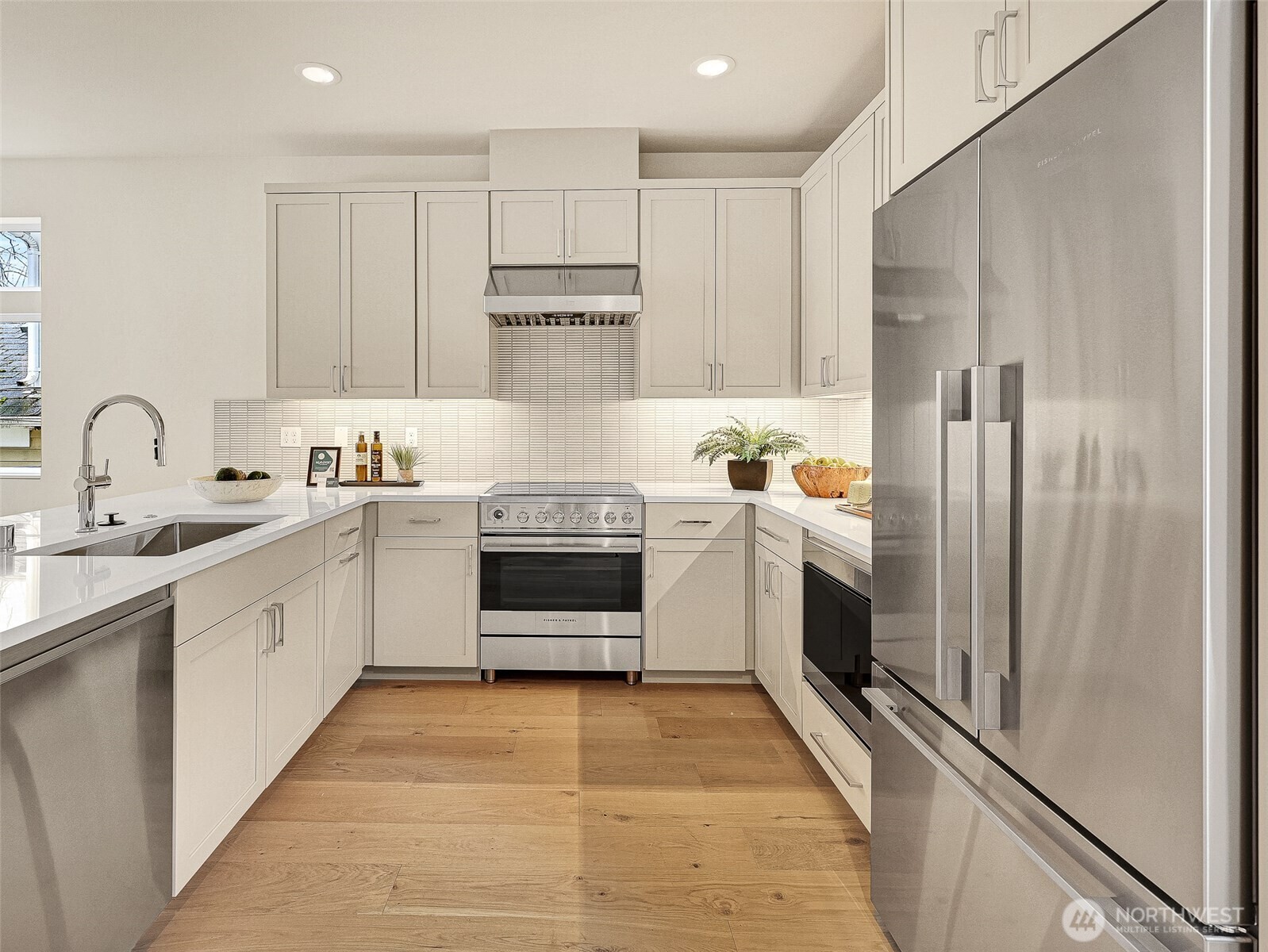 1410 North 47th Street, Unit A Seattle, WA 98103 - Photo 9 of 40