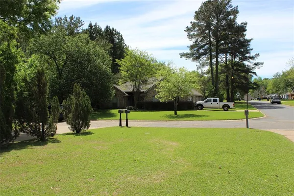 $185,000 | 9021 Hollow Bluff Drive, Haughton, LA 71037