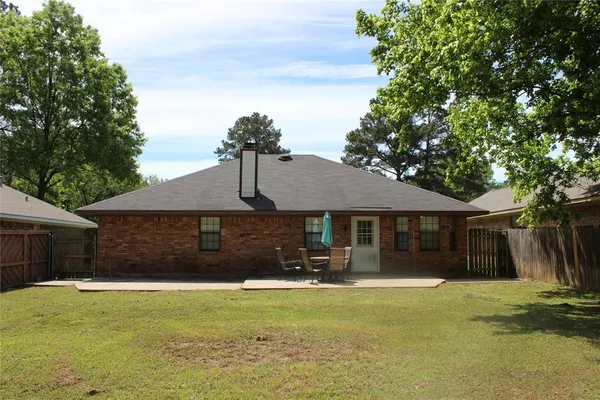 $185,000 | 9021 Hollow Bluff Drive, Haughton, LA 71037
