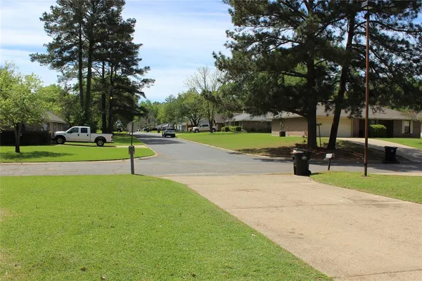 $185,000 | 9021 Hollow Bluff Drive, Haughton, LA 71037