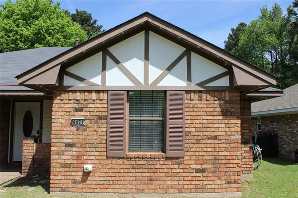 $185,000 | 9021 Hollow Bluff Drive, Haughton, LA 71037