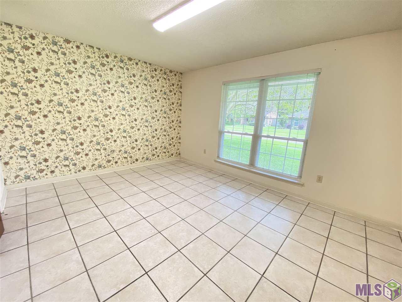 8725 Sharlane Drive Baton Rouge, LA 70809 - Photo 9 of 21 Gallery Image 9