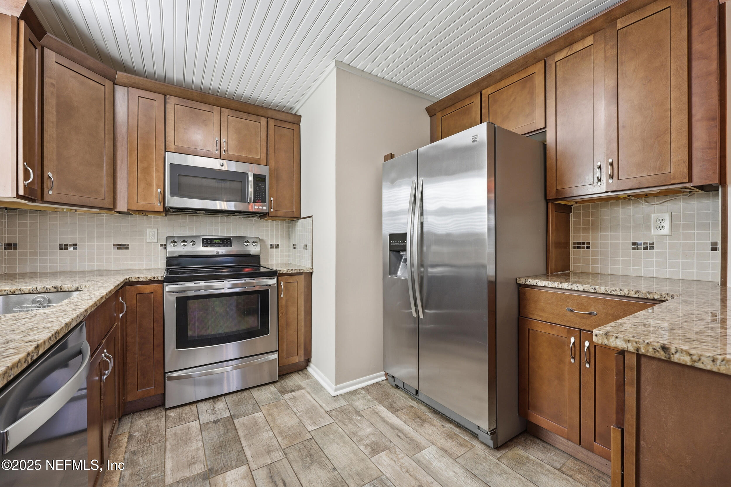 7110 Waikiki Road Jacksonville, FL 32216 - Photo 11 of 39 Kitchen